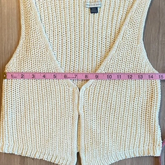 American Eagle Sweater Vest - Picture 3 of 6